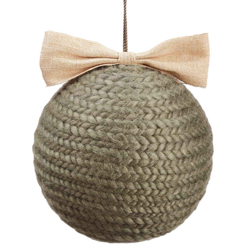 Braided Yarn Ornament Green 6"