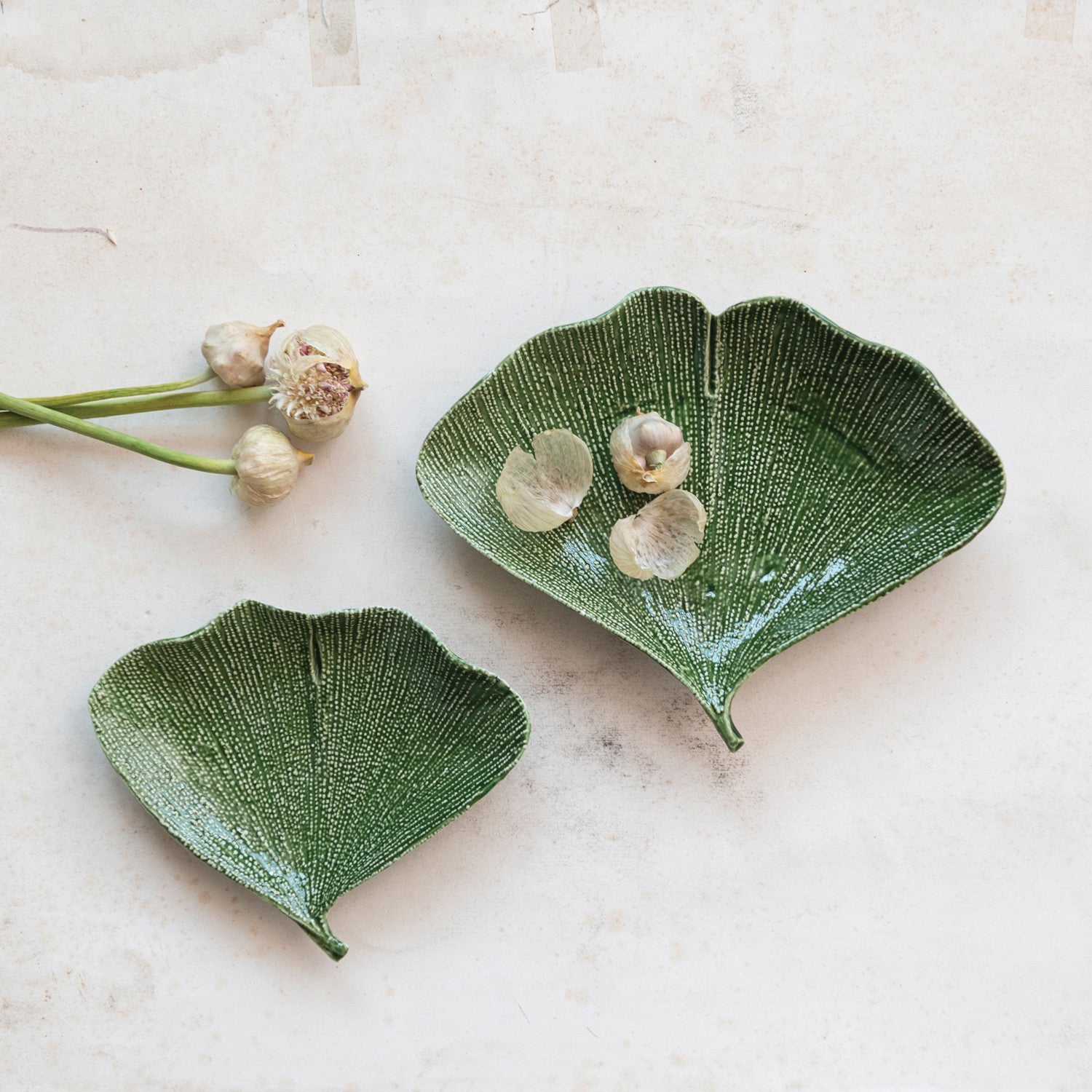 Leaf Shaped Plates – Green Stoneware Ginkgo Leaf Plates (Set of 2)