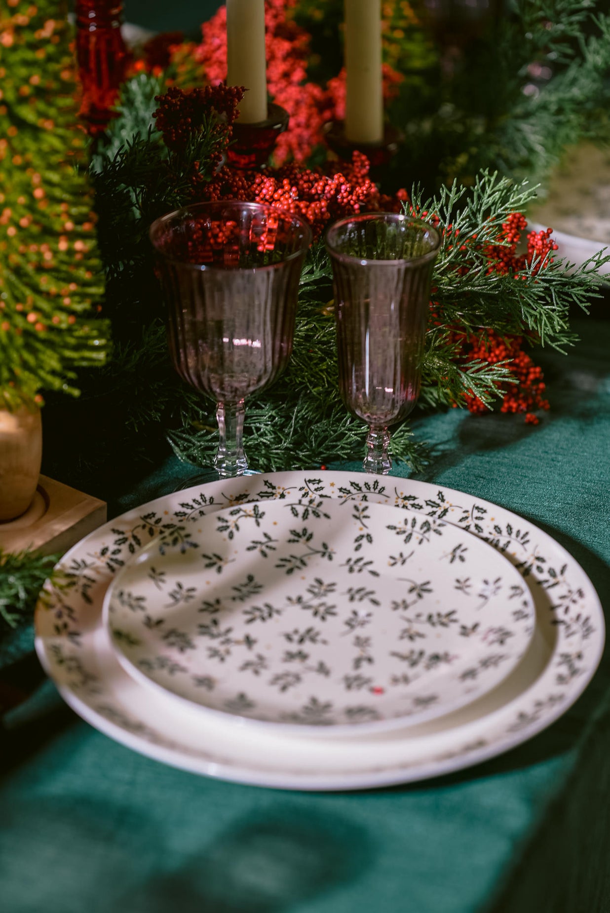Christmas table decorations - green Christmas table decorations