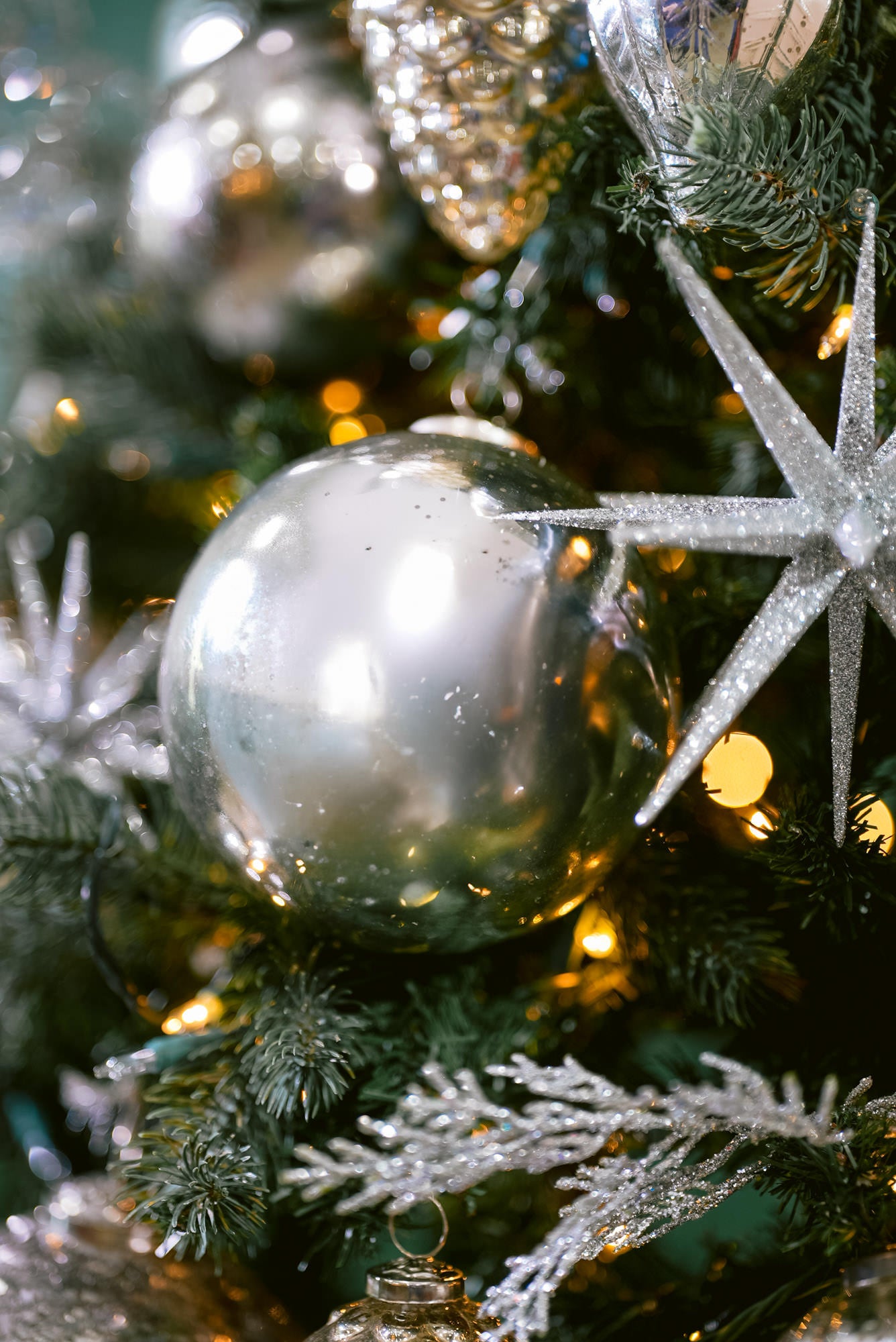 Silver Christmas Tree -  Silver Christmas Tree Ornaments 