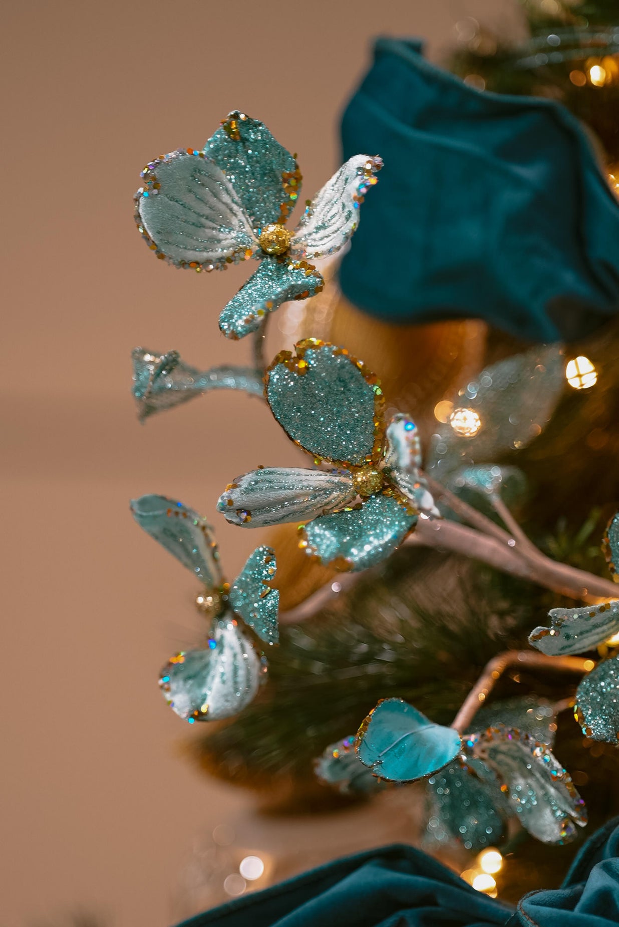 Teal and Gold Christmas Tree -teal glitter flowers